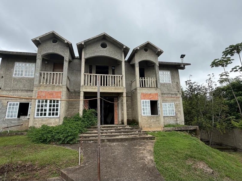 Casa en Urbanización Los Anaucos Norte, sector Cortada de Maturín. Edo. Miranda., Altos Mirandinos - 1