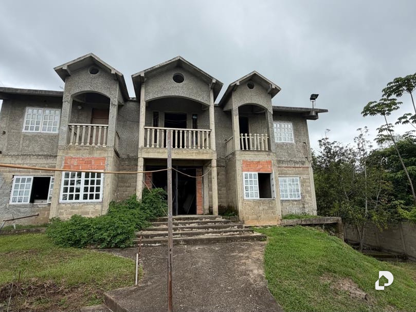 Casa en Urbanización Los Anaucos Norte, sector Cortada de Maturín. Edo. Miranda., Altos Mirandinos – 1