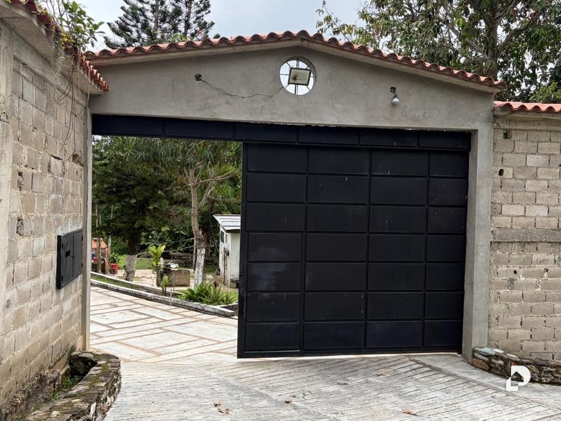 Casa en Urbanización Los Anaucos Norte, sector Cortada de Maturín. Edo. Miranda., Altos Mirandinos – 8