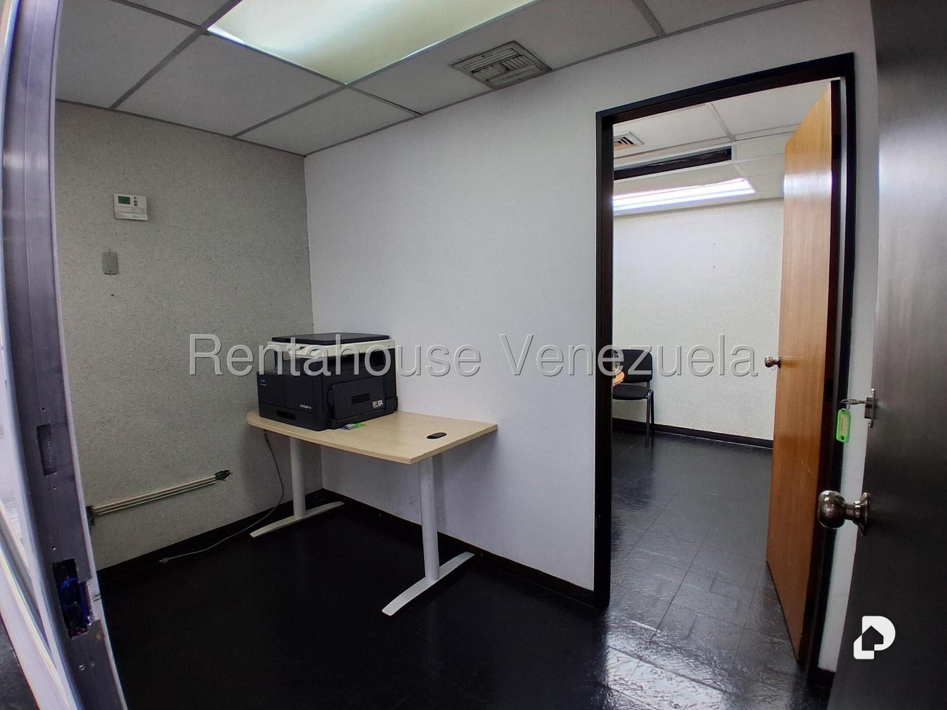Oficina en El Rosal, Caracas – 14