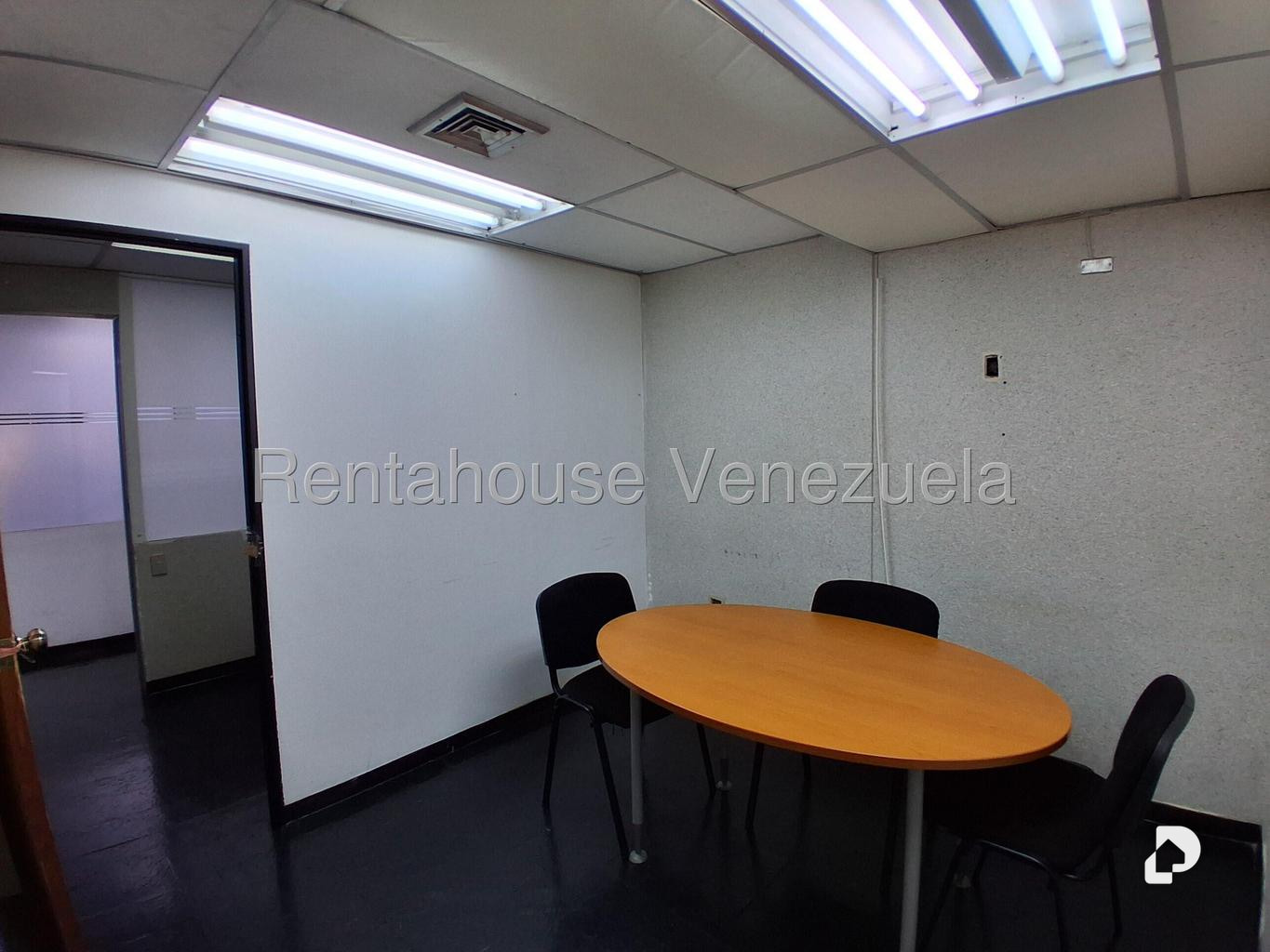 Oficina en El Rosal, Caracas – 15