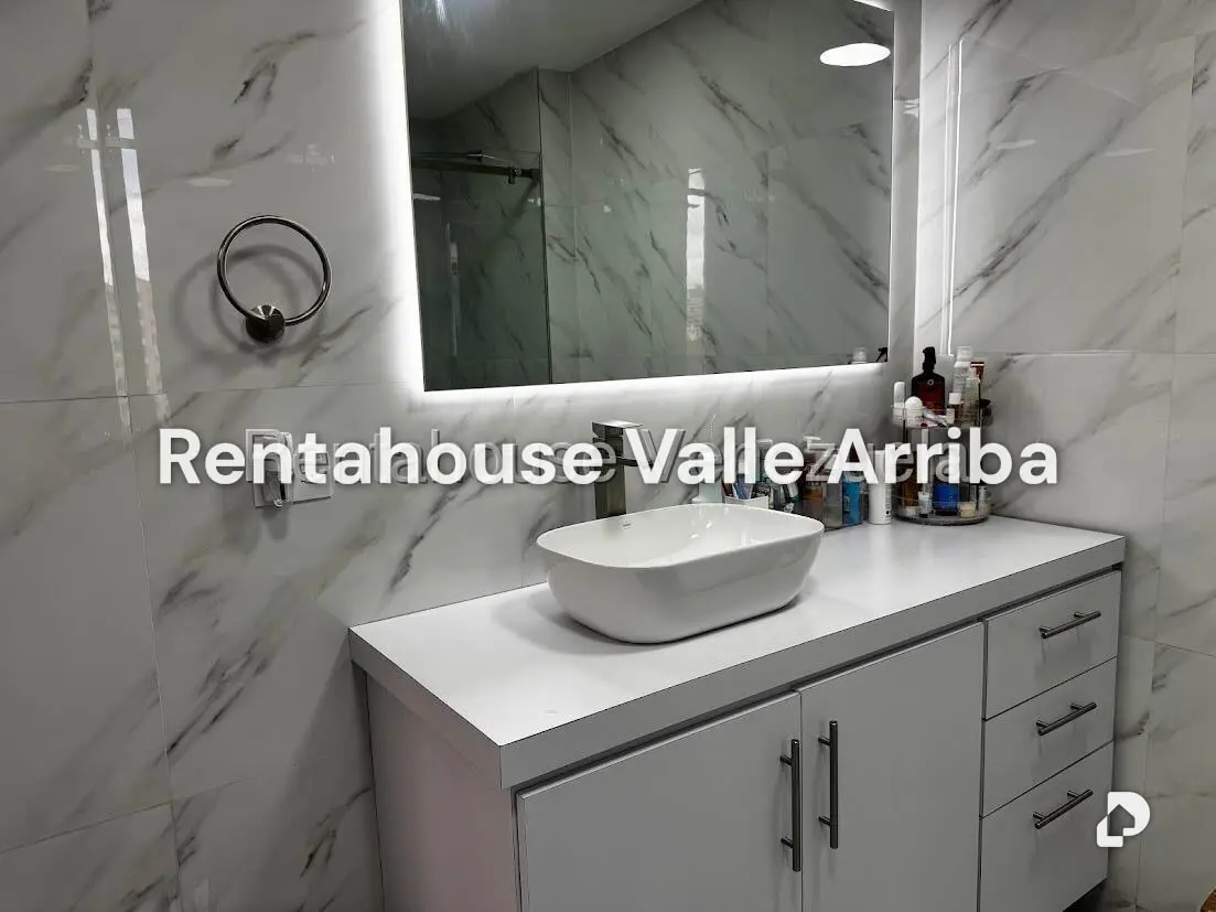 Apartamento en San Bernardino, Caracas – 16