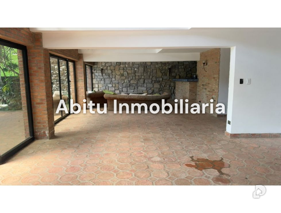 Casa en Valle Arriba, Caracas – 12