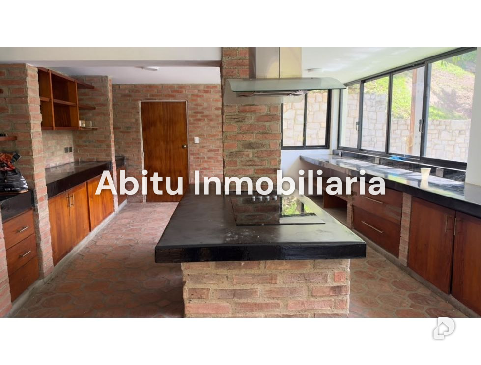 Casa en Valle Arriba, Caracas – 13