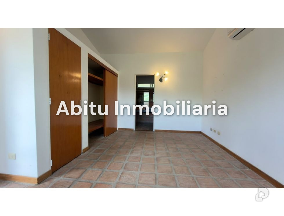 Casa en Valle Arriba, Caracas – 16