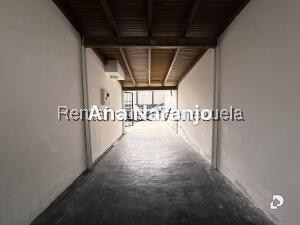 Casa en Alto Prado, Caracas – 3