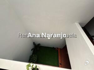 Casa en Alto Prado, Caracas – 27