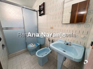 Casa en Alto Prado, Caracas – 29