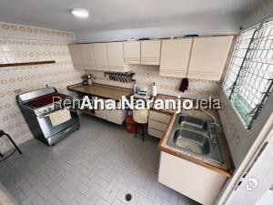 Casa en Alto Prado, Caracas – 19