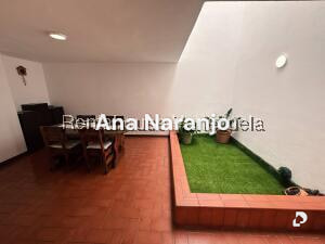 Casa en Alto Prado, Caracas – 13