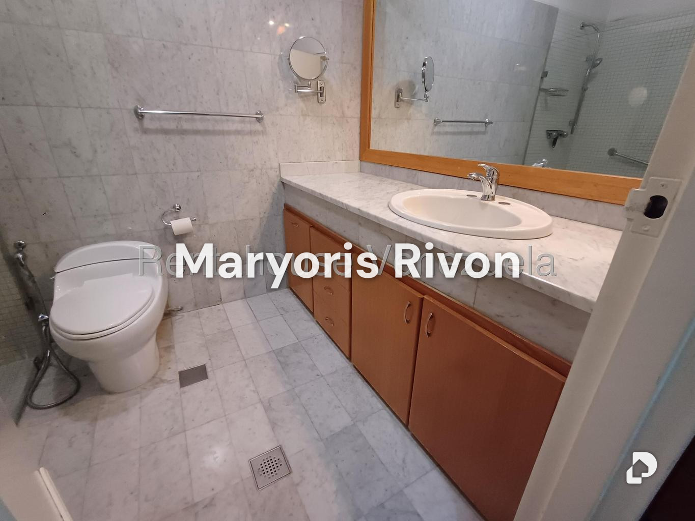 Apartamento en Campo Alegre, Caracas – 55