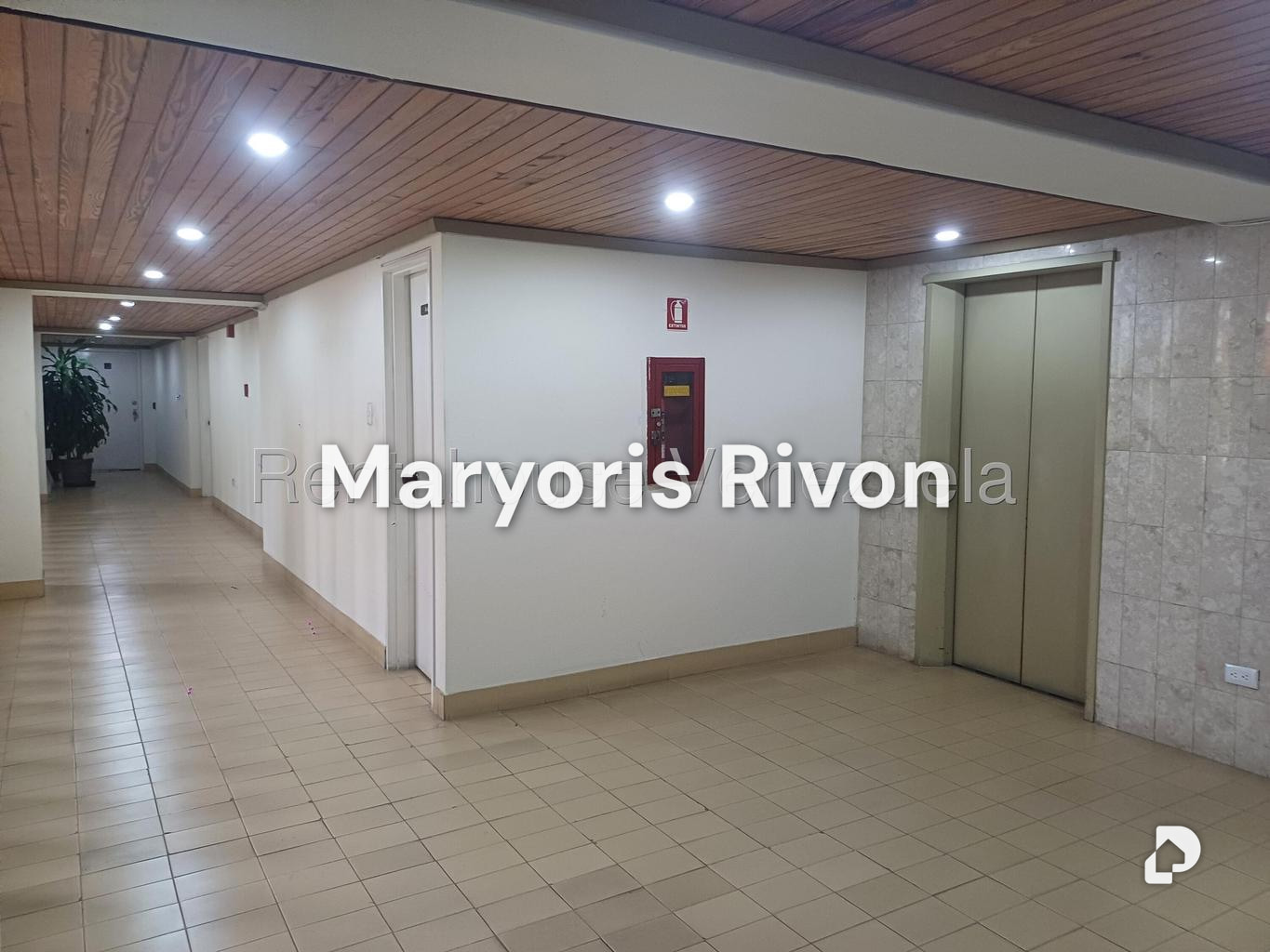 Apartamento en Campo Alegre, Caracas – 60