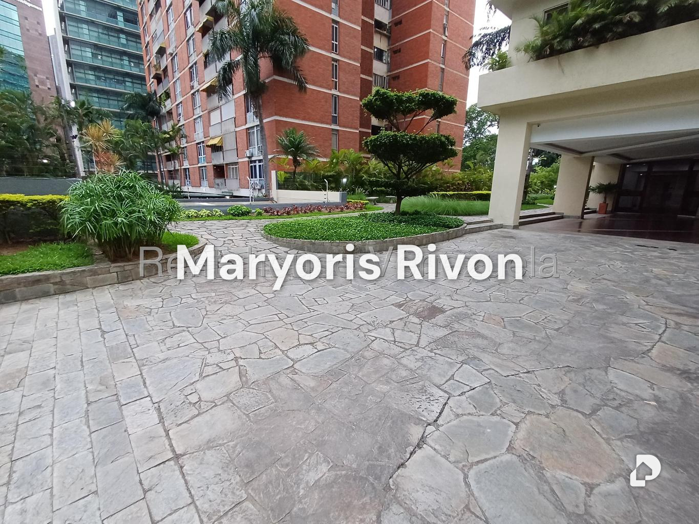 Apartamento en Campo Alegre, Caracas – 76