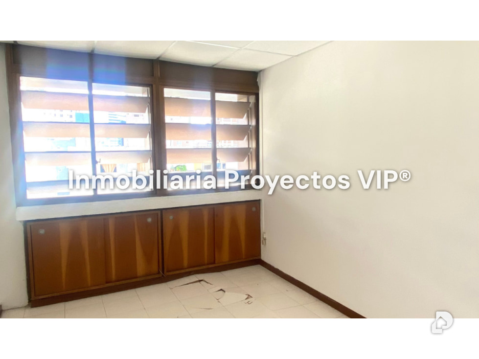Oficina en Los Palos Grandes, Caracas – 3