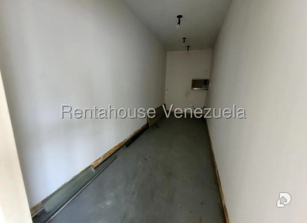 Galpón en La Urbina, Caracas – 12