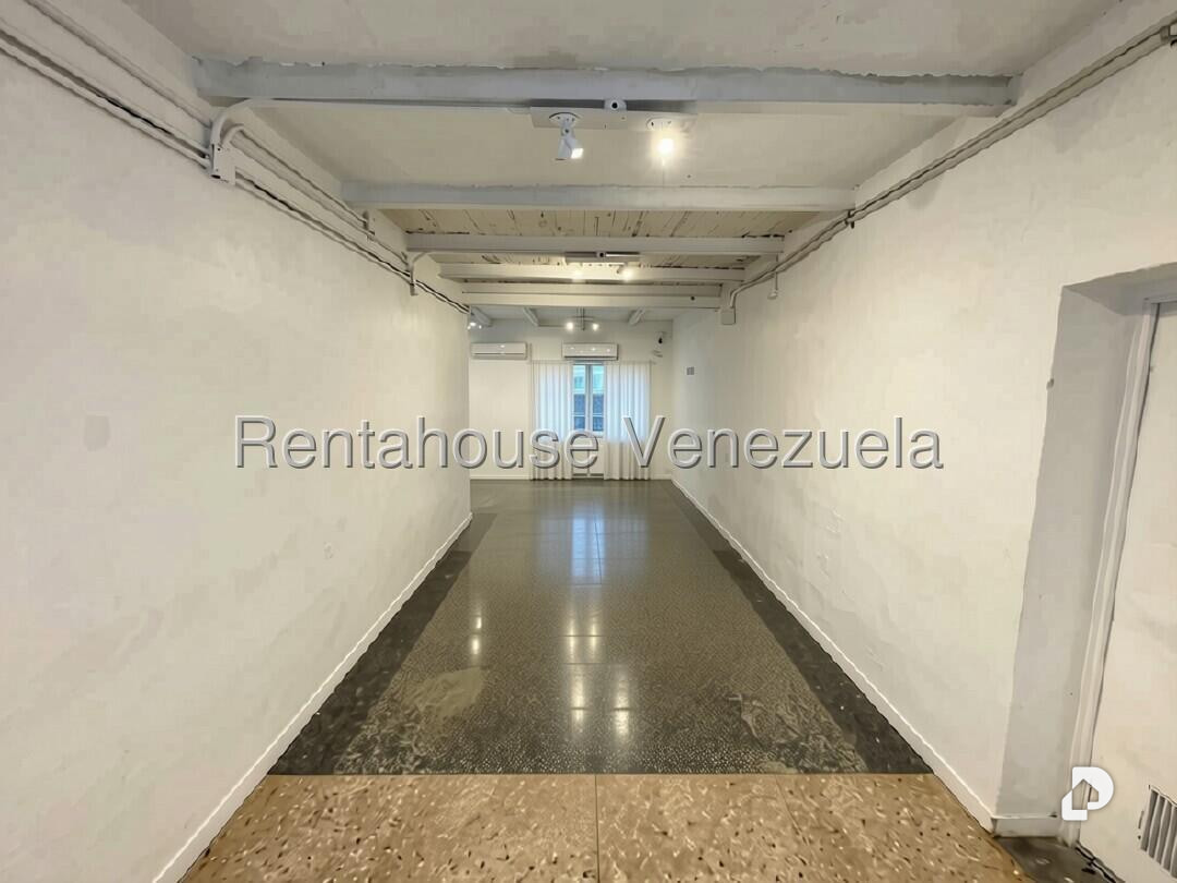 Local comercial en Alta Florida, Caracas – 29