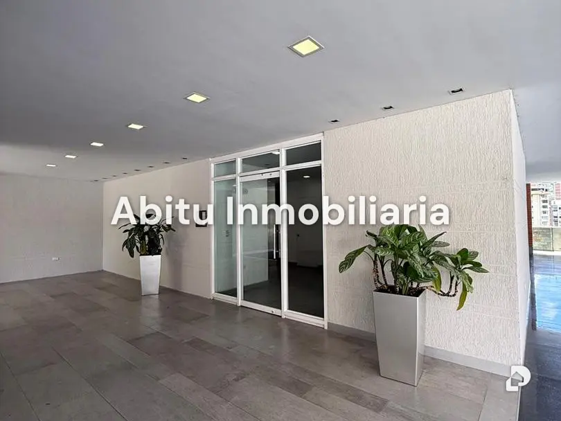 Apartamento en La Boyera, Caracas – 8