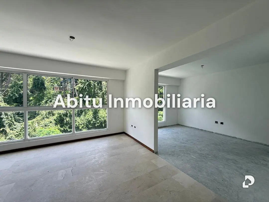 Apartamento en La Boyera, Caracas – 1