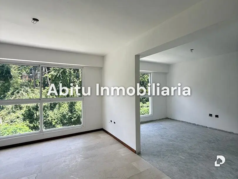 Apartamento en La Boyera, Caracas – 2