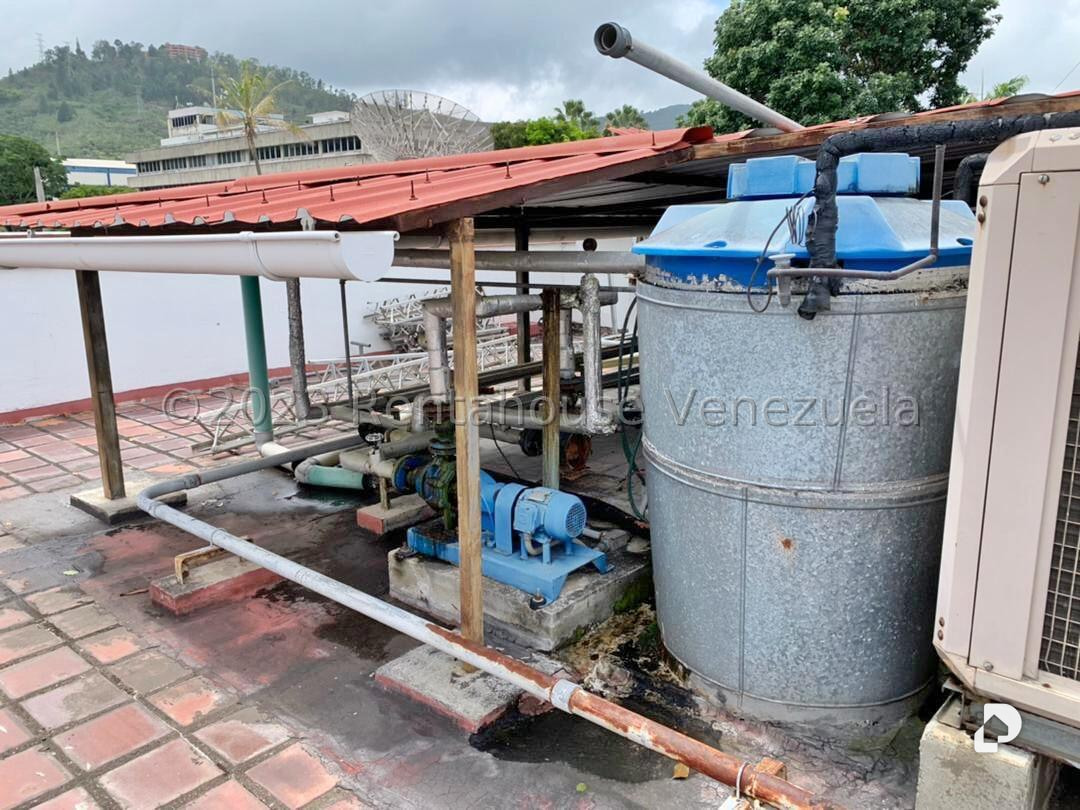 Edificio en La Trinidad, Caracas