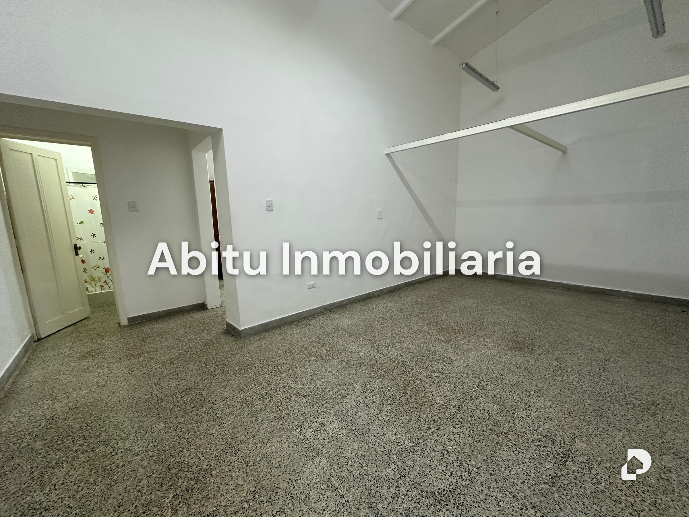 Casa en Los Palos Grandes, Caracas – 9