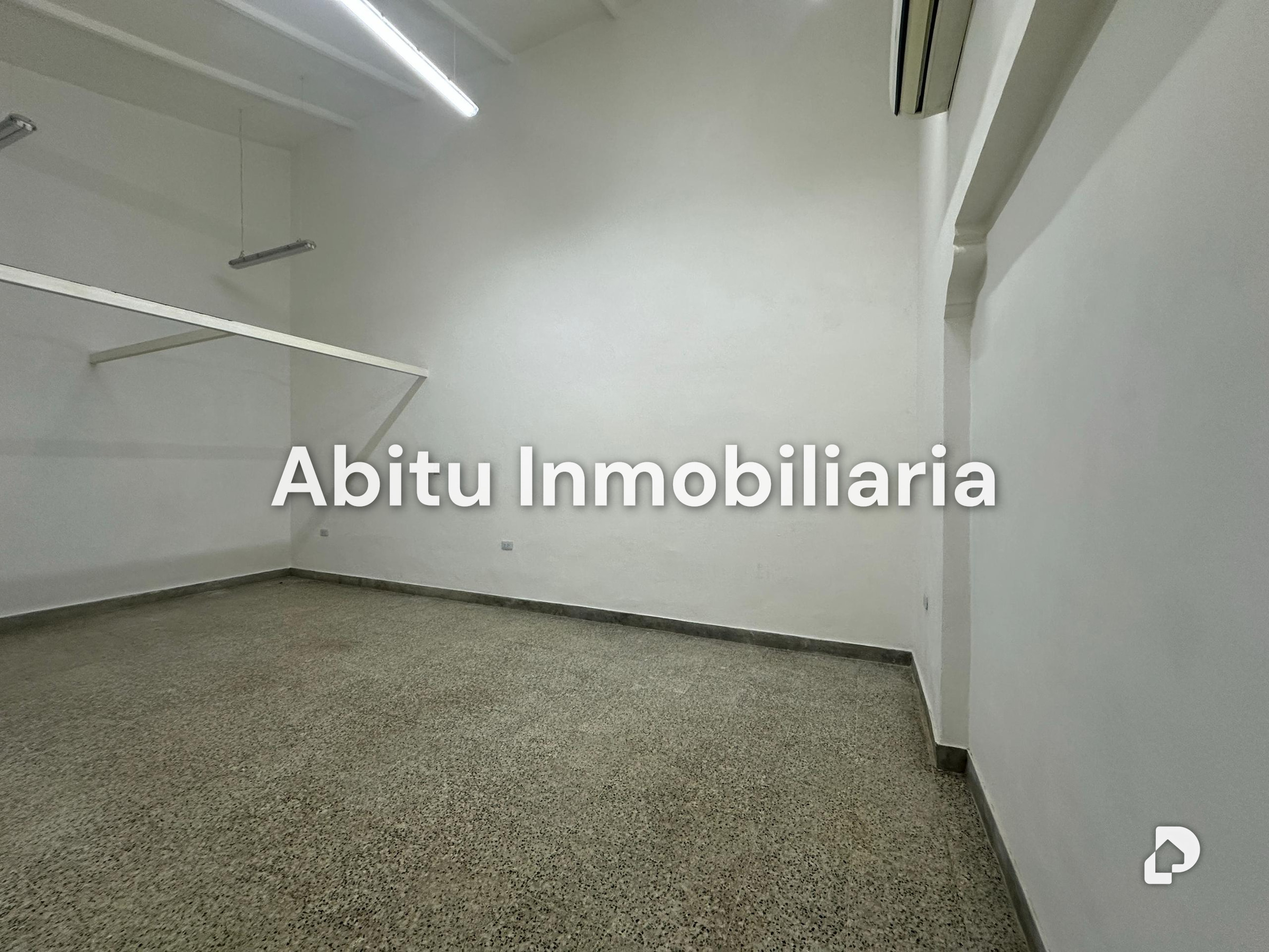 Casa en Los Palos Grandes, Caracas – 8