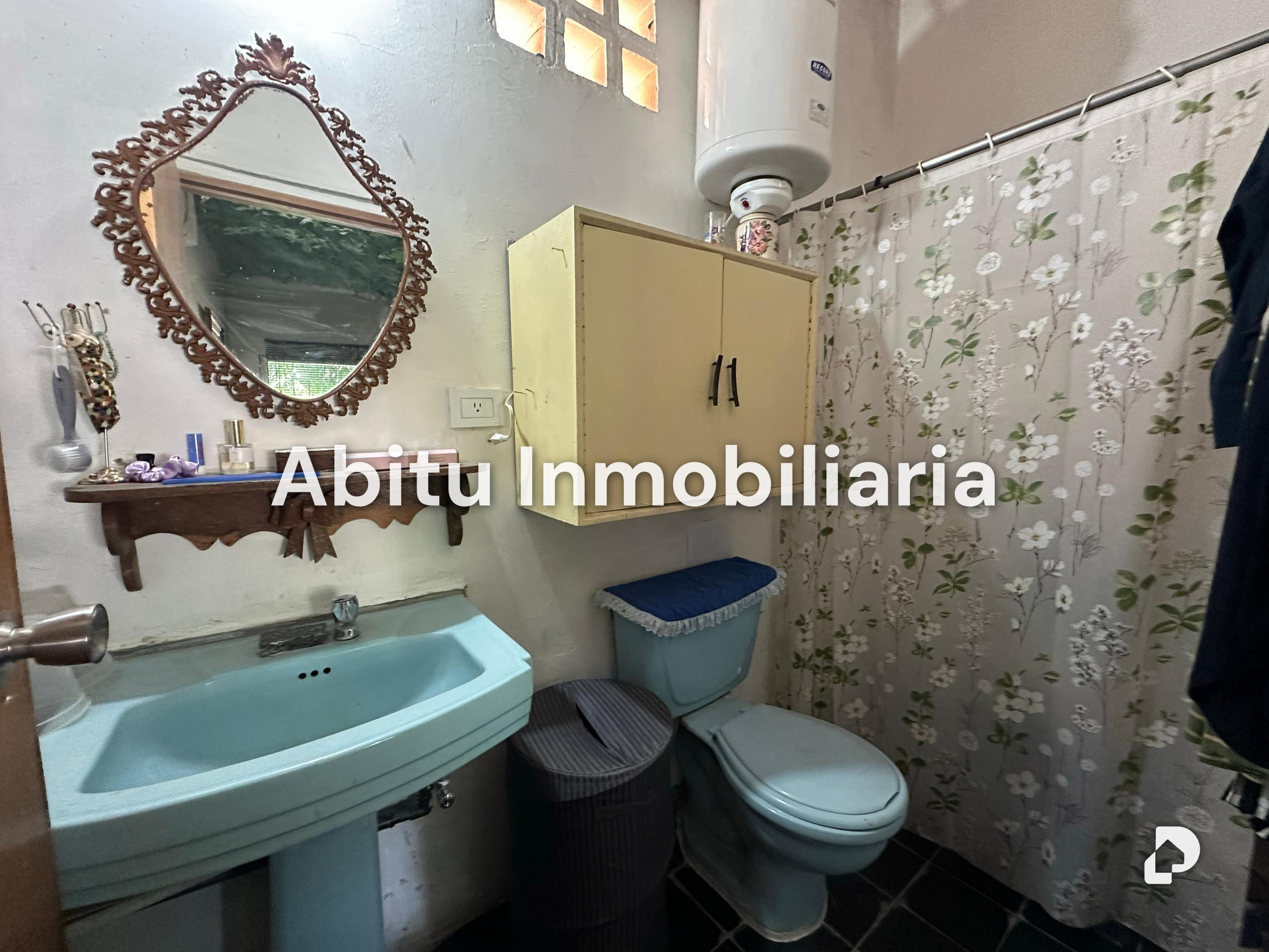 Casa en Los Palos Grandes, Caracas – 16