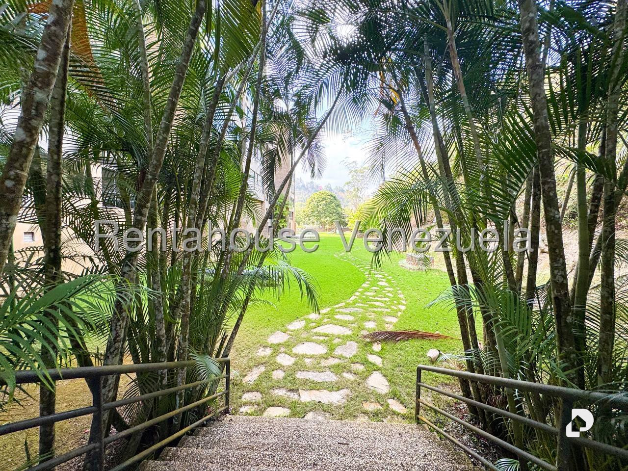 Apartamento en Lomas de La Lagunita, Caracas