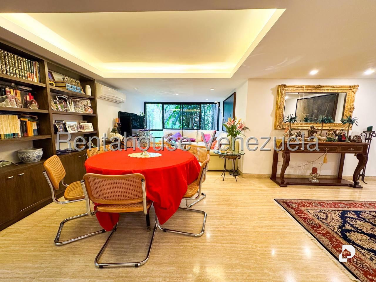 Apartamento en Lomas de La Lagunita, Caracas