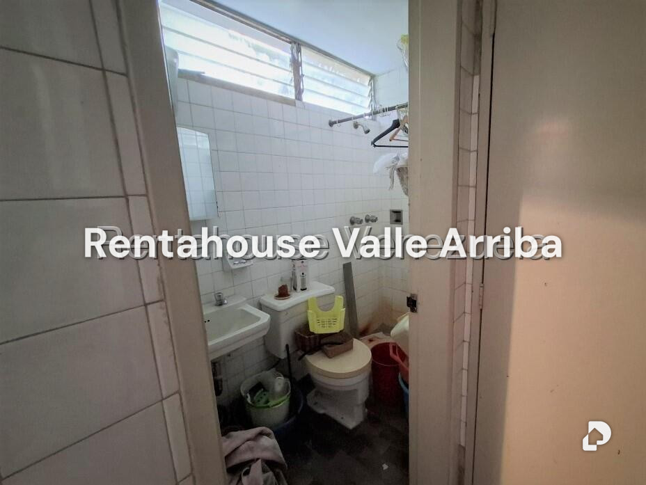 Apartamento en La Florida, Caracas – 28
