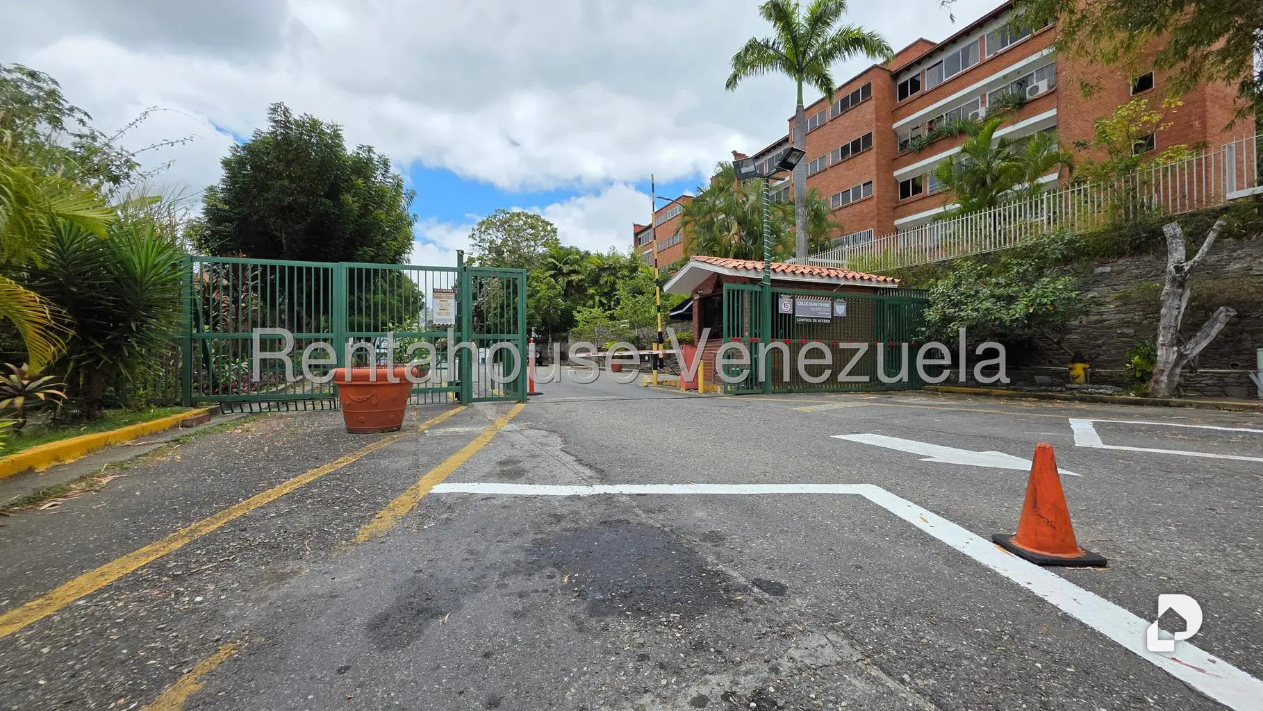 Casa en Sorocaima, Caracas – 11