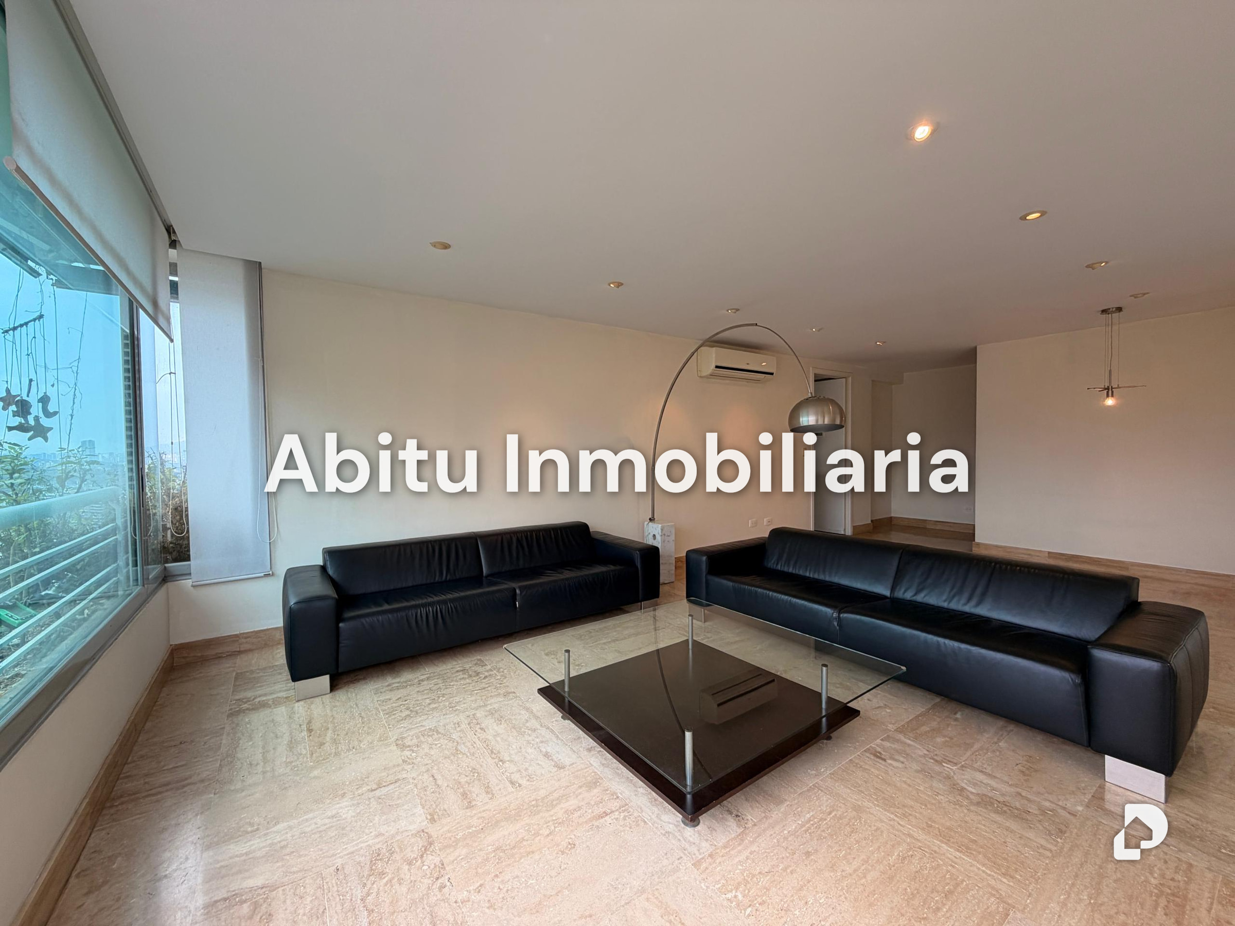 Apartamento en Lomas de Las Mercedes, Caracas – 2