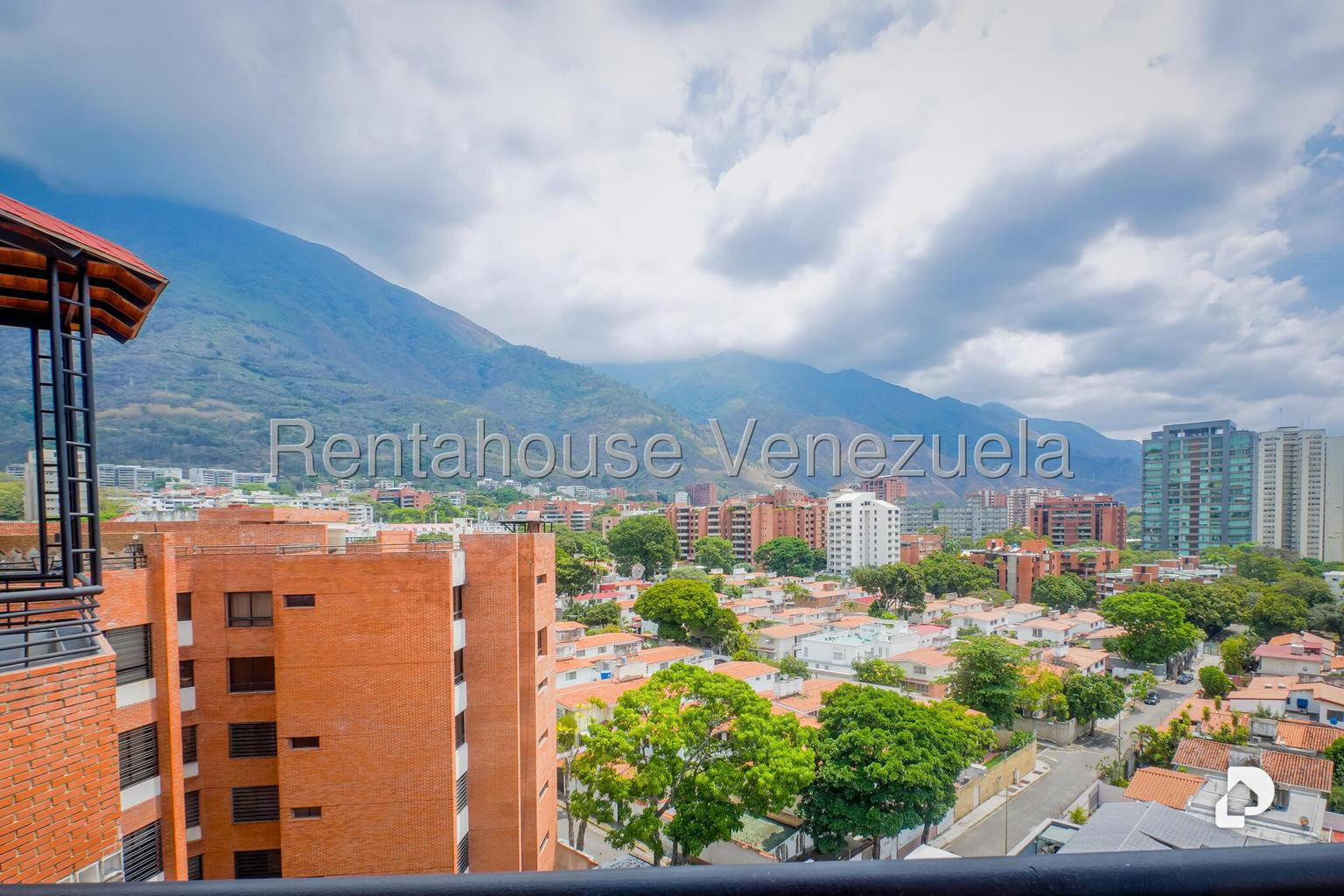 Penthouse en Santa Eduvigis, Caracas