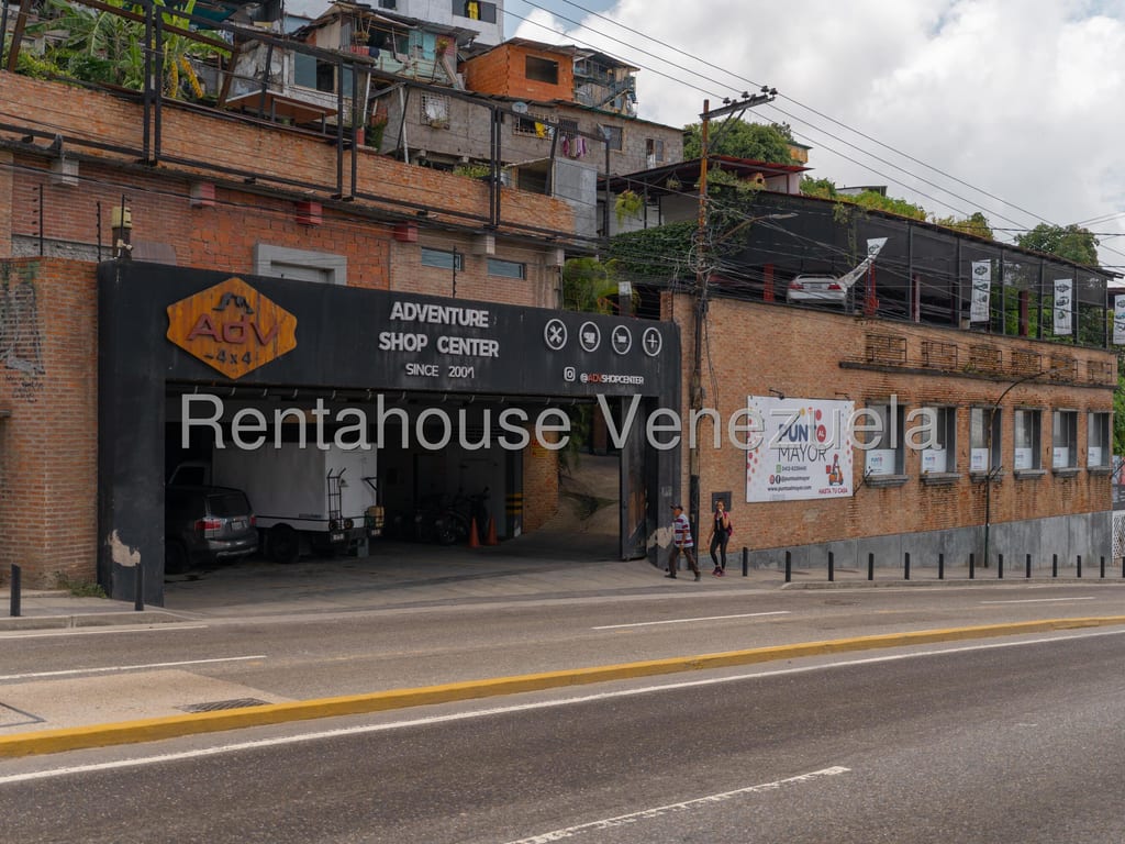 Local comercial en El Hatillo, Caracas - 1