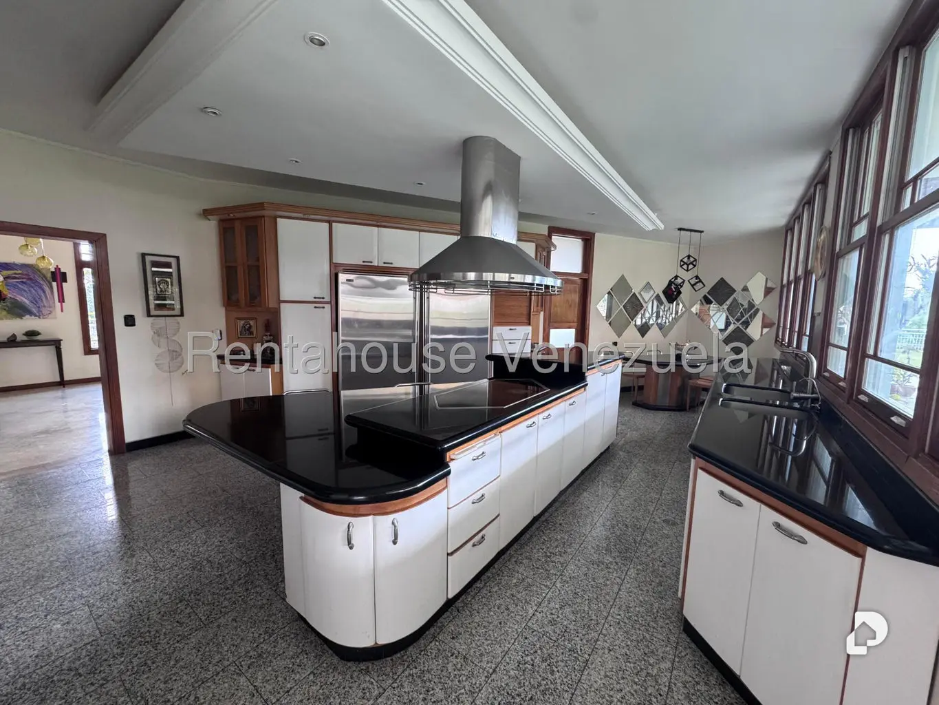 Casa en Oripoto, Caracas – 13