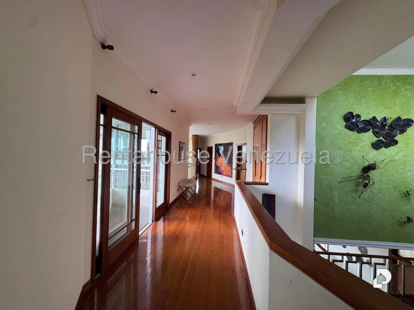 Casa en Oripoto, Caracas – 23
