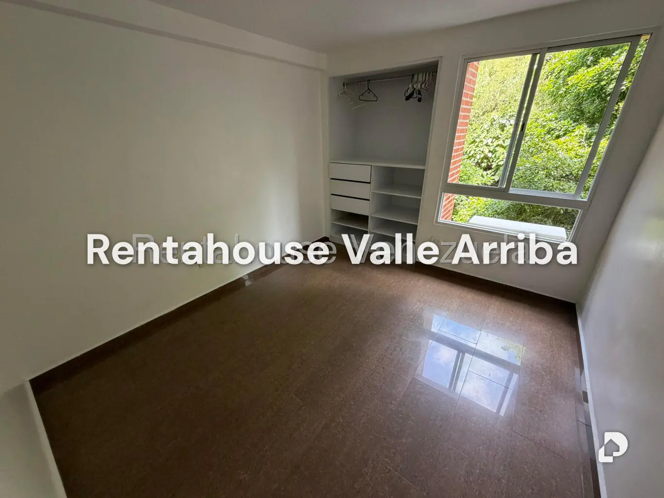 Apartamento en Loma Linda, Caracas – 11