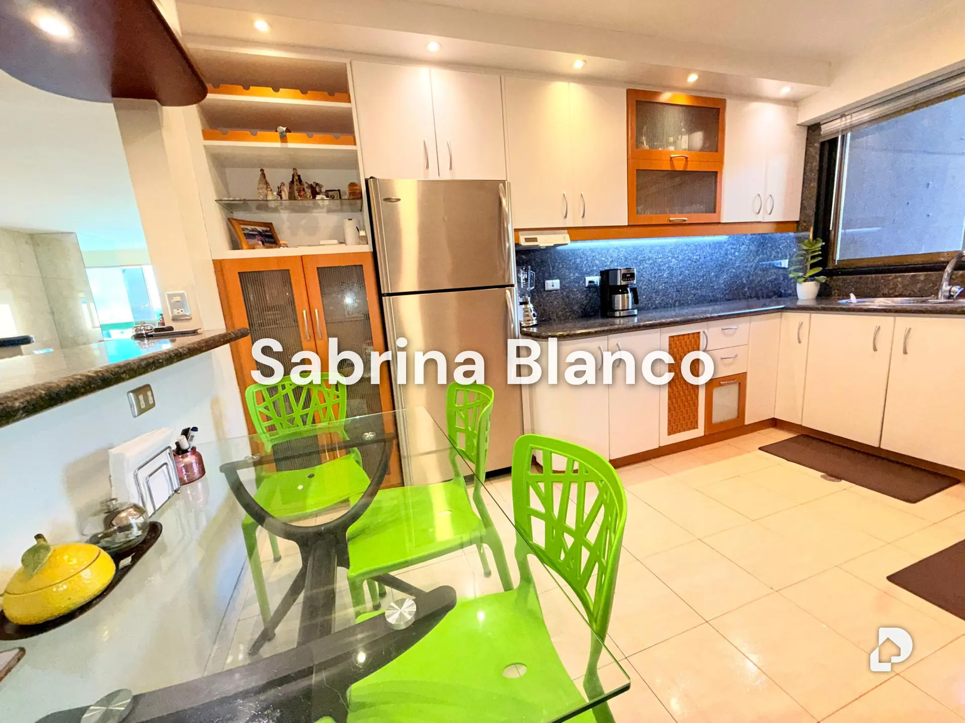 Apartamento en Santa Rosa de Lima, Caracas – 11