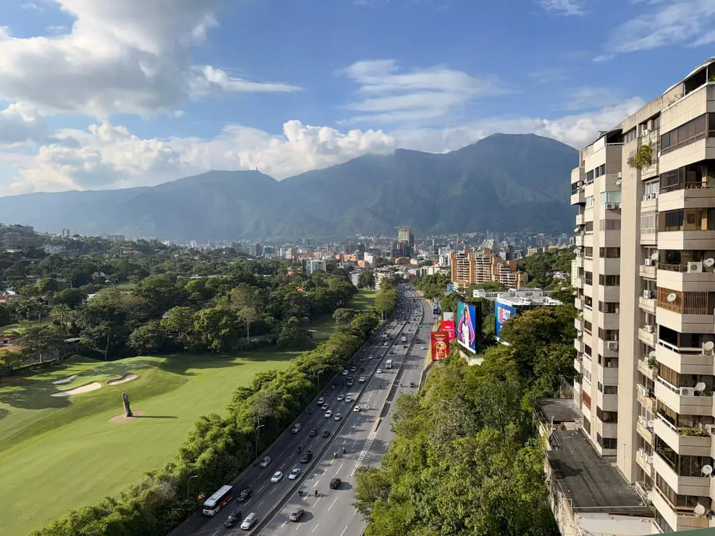 Apartamento en Santa Rosa de Lima, Caracas - 1
