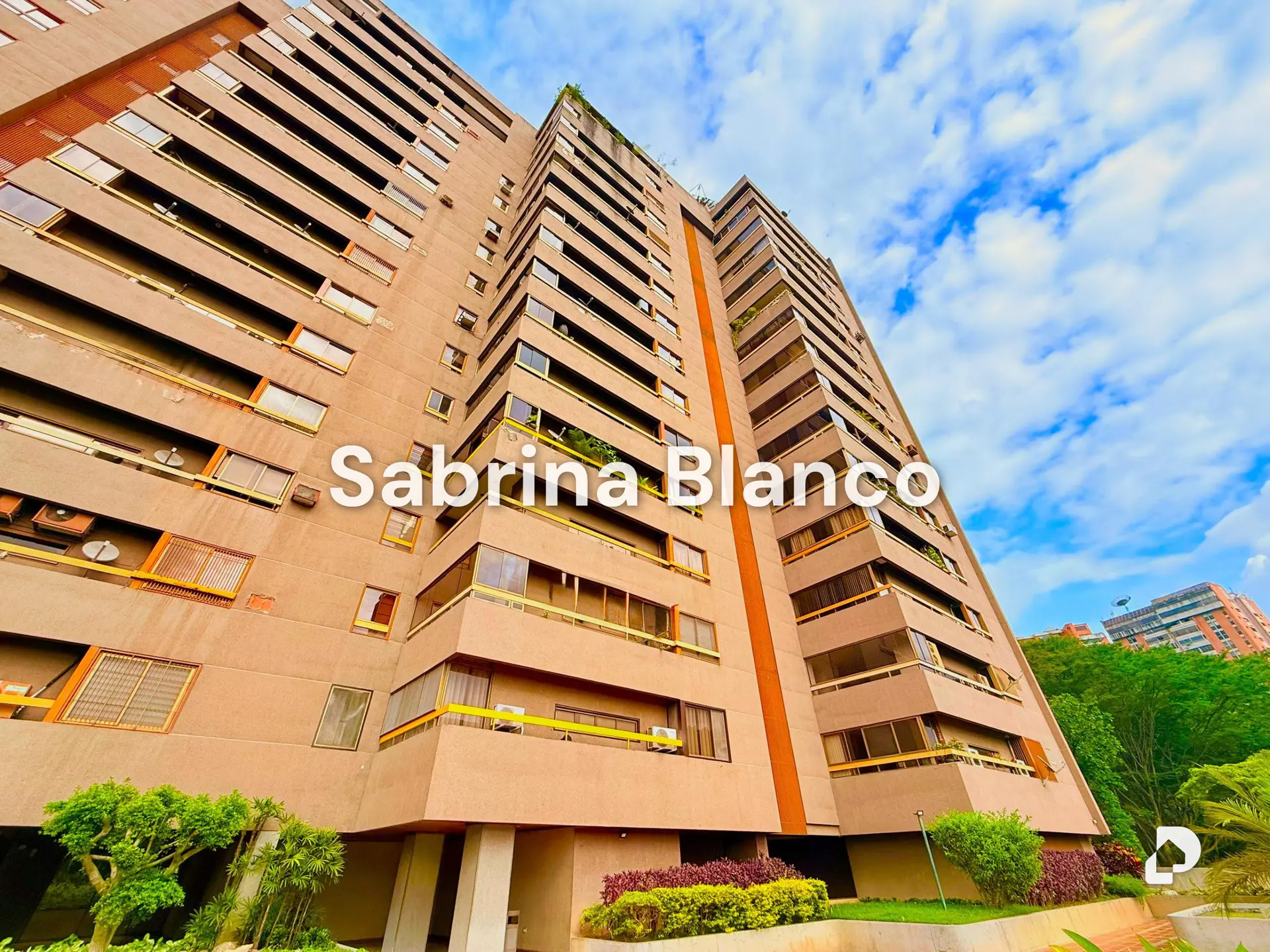 Apartamento en Santa Rosa de Lima, Caracas – 16