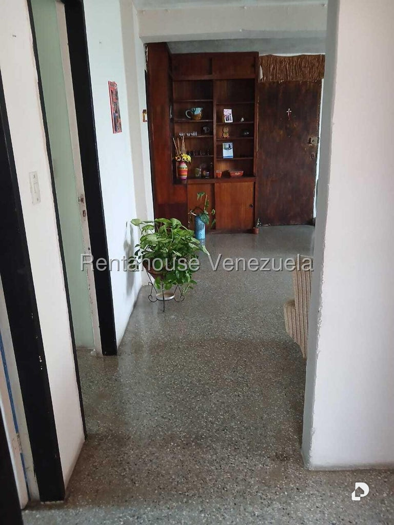 Apartamento en El Valle, Caracas – 8