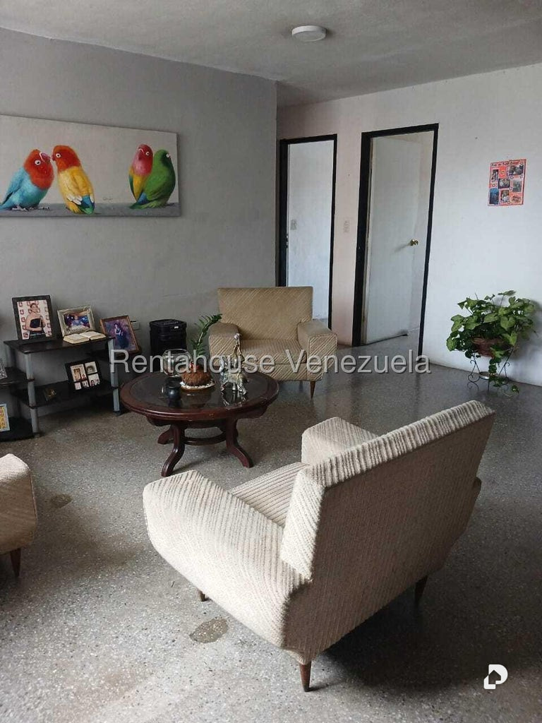Apartamento en El Valle, Caracas – 2