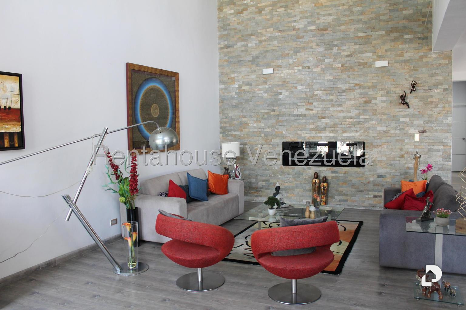 Casa en Altamira, Caracas – 16