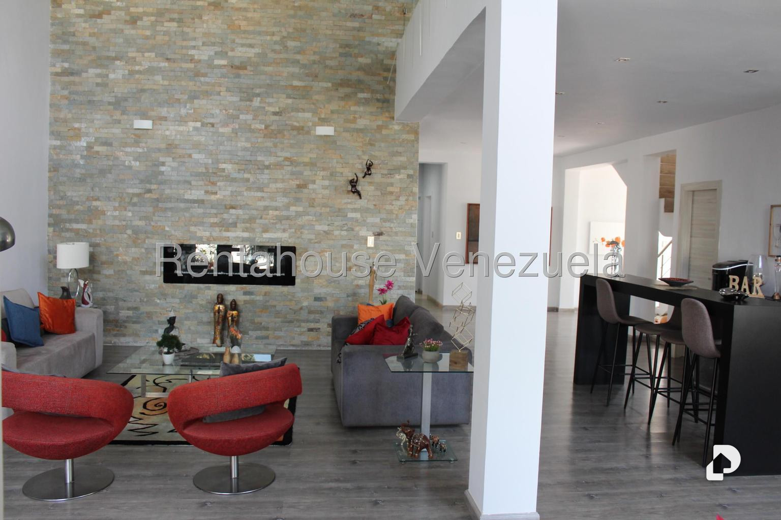 Casa en Altamira, Caracas – 15