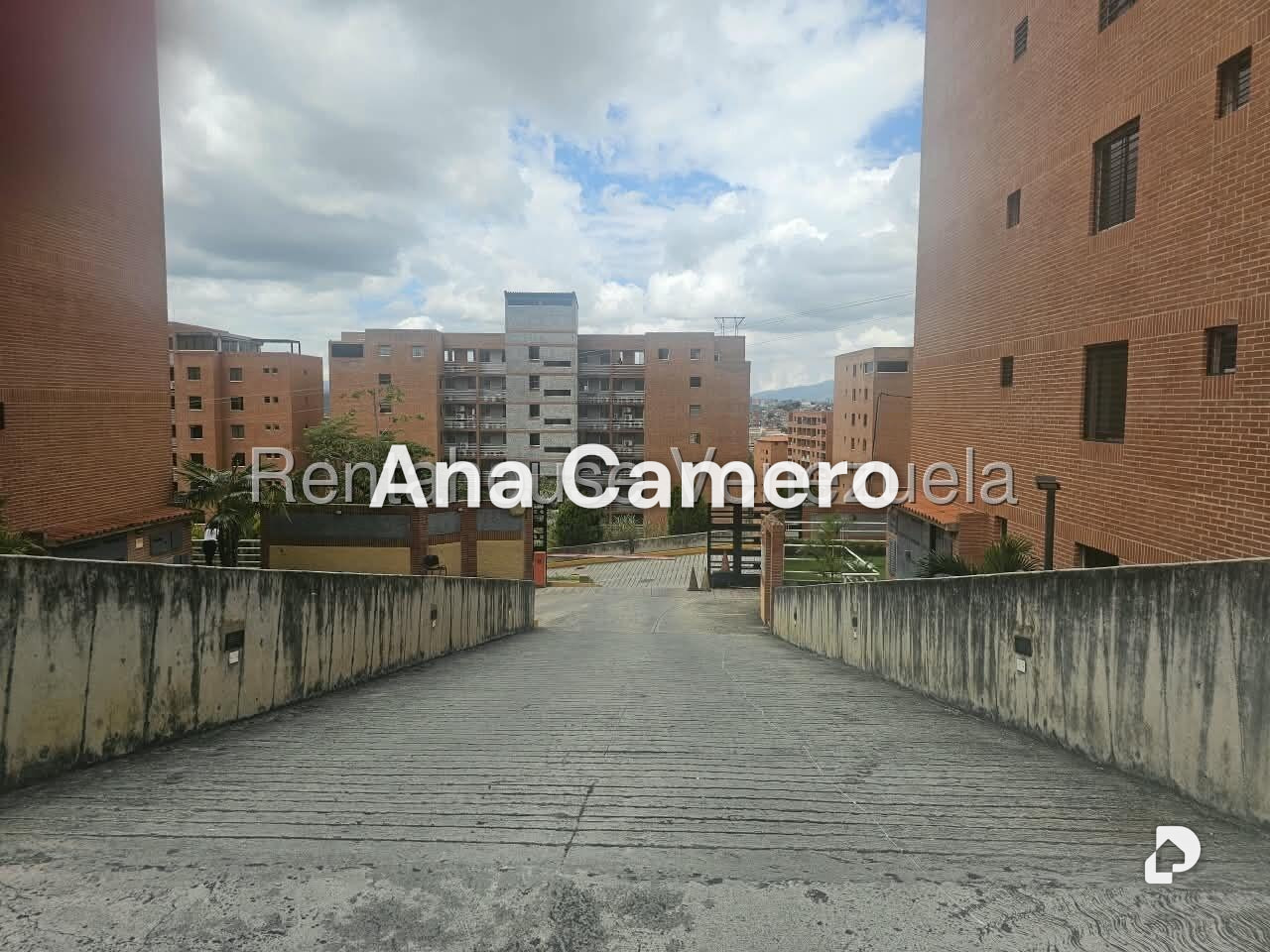 Apartamento en Colinas de La Tahona, Caracas – 23