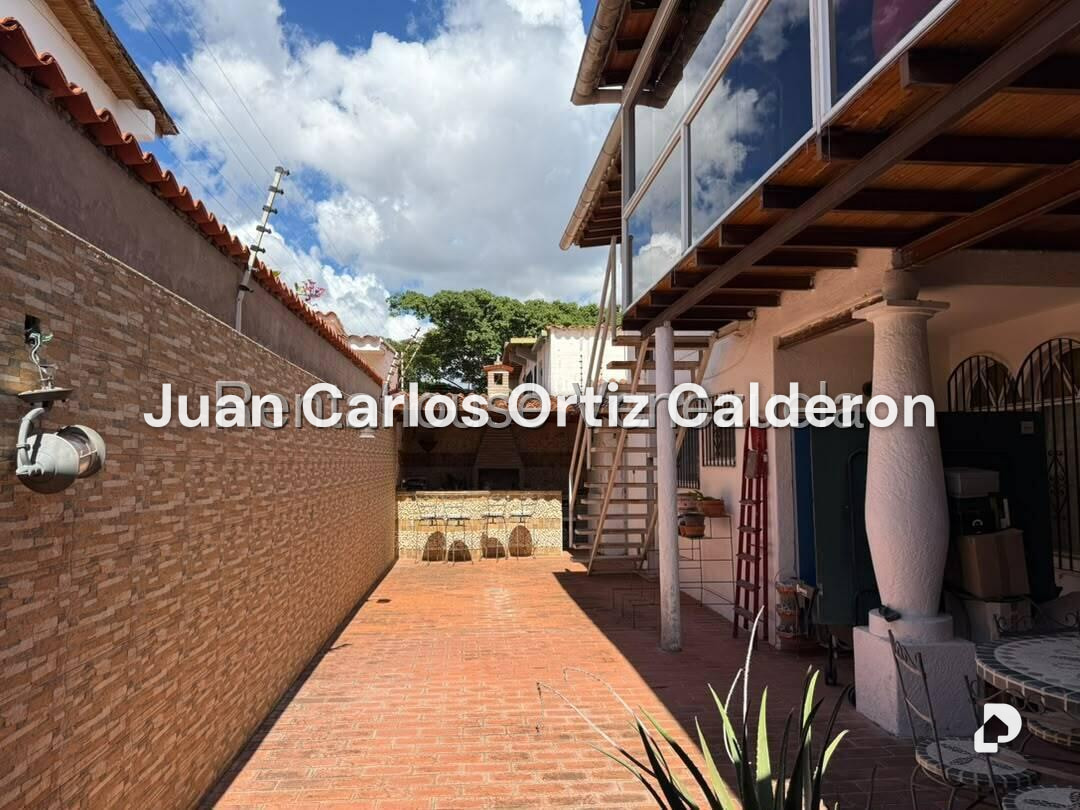 Casa en Santa Paula, Caracas – 7