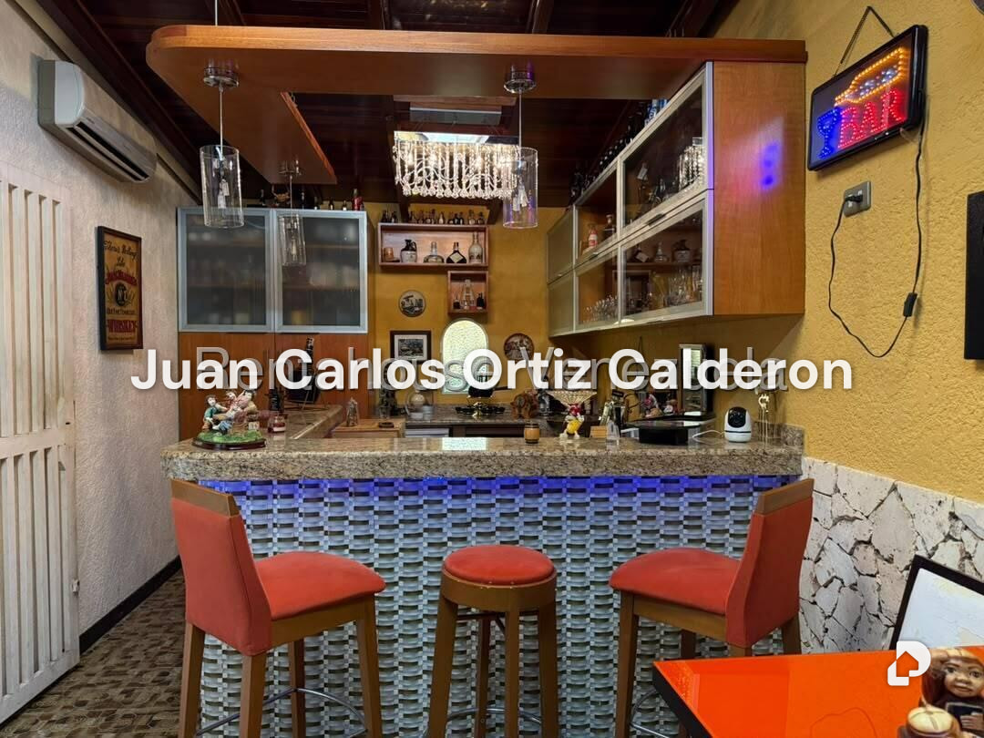 Casa en Santa Paula, Caracas – 10