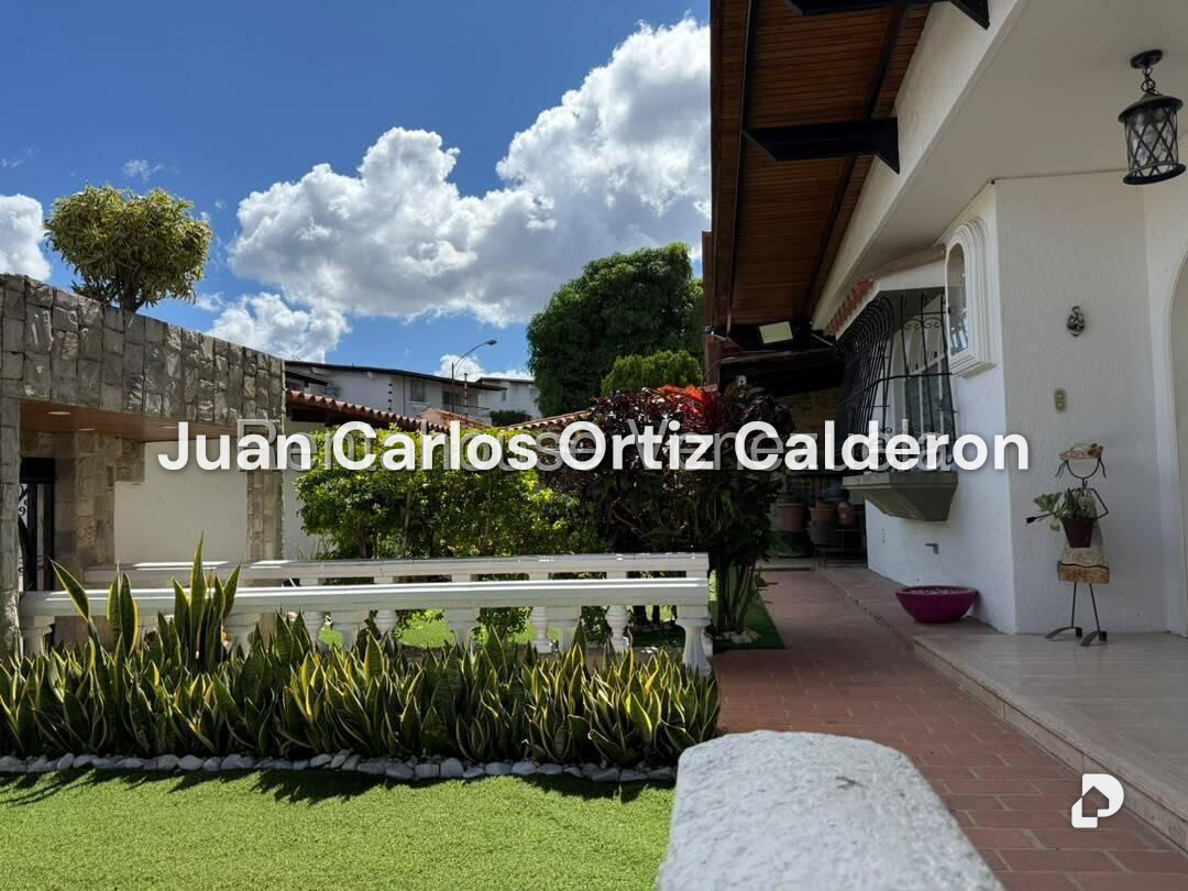 Casa en Santa Paula, Caracas – 3