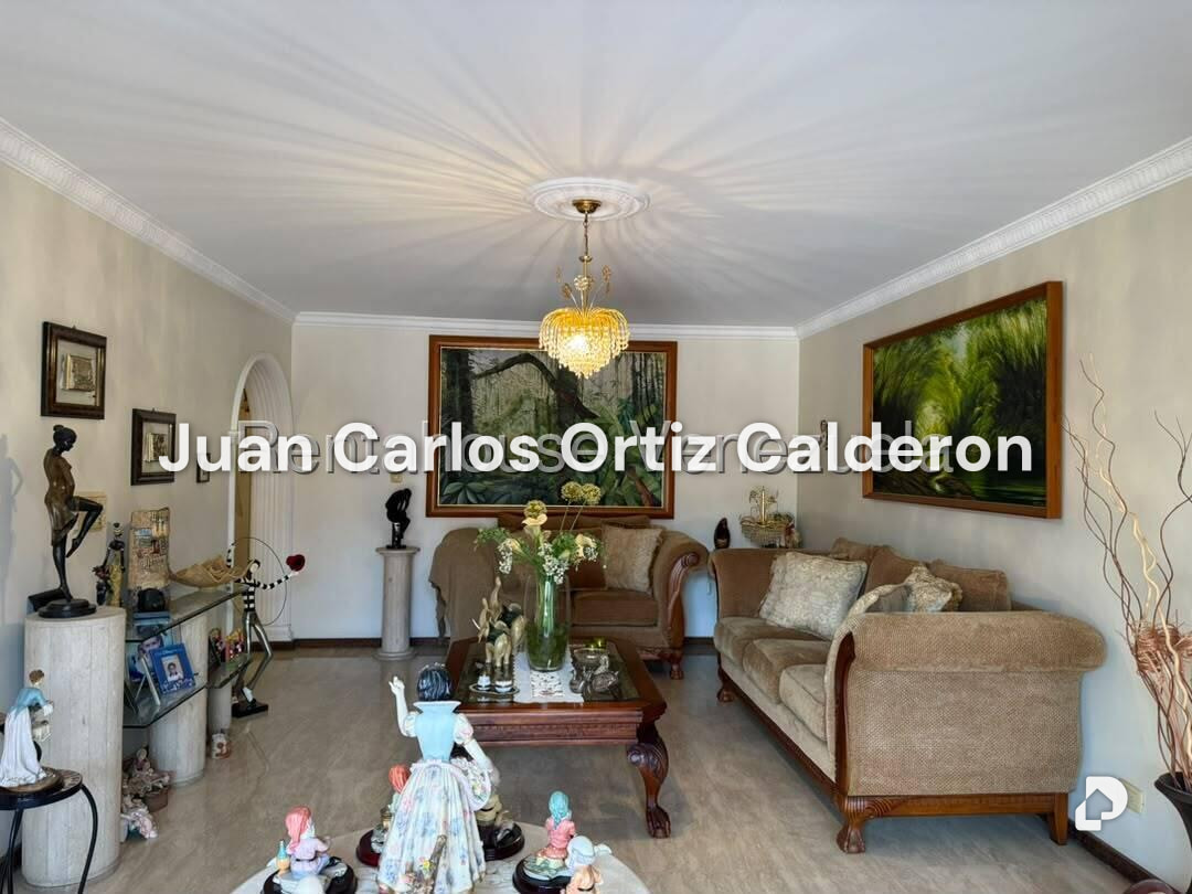 Casa en Santa Paula, Caracas – 20