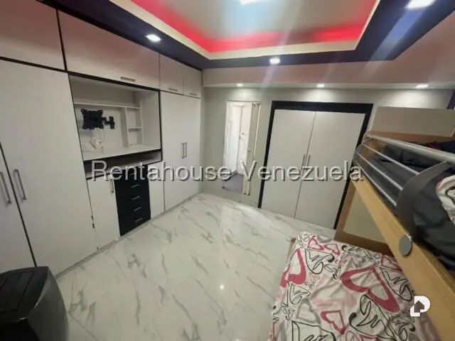 Apartamento en Las Delicias de Sabana Grande, Caracas – 8